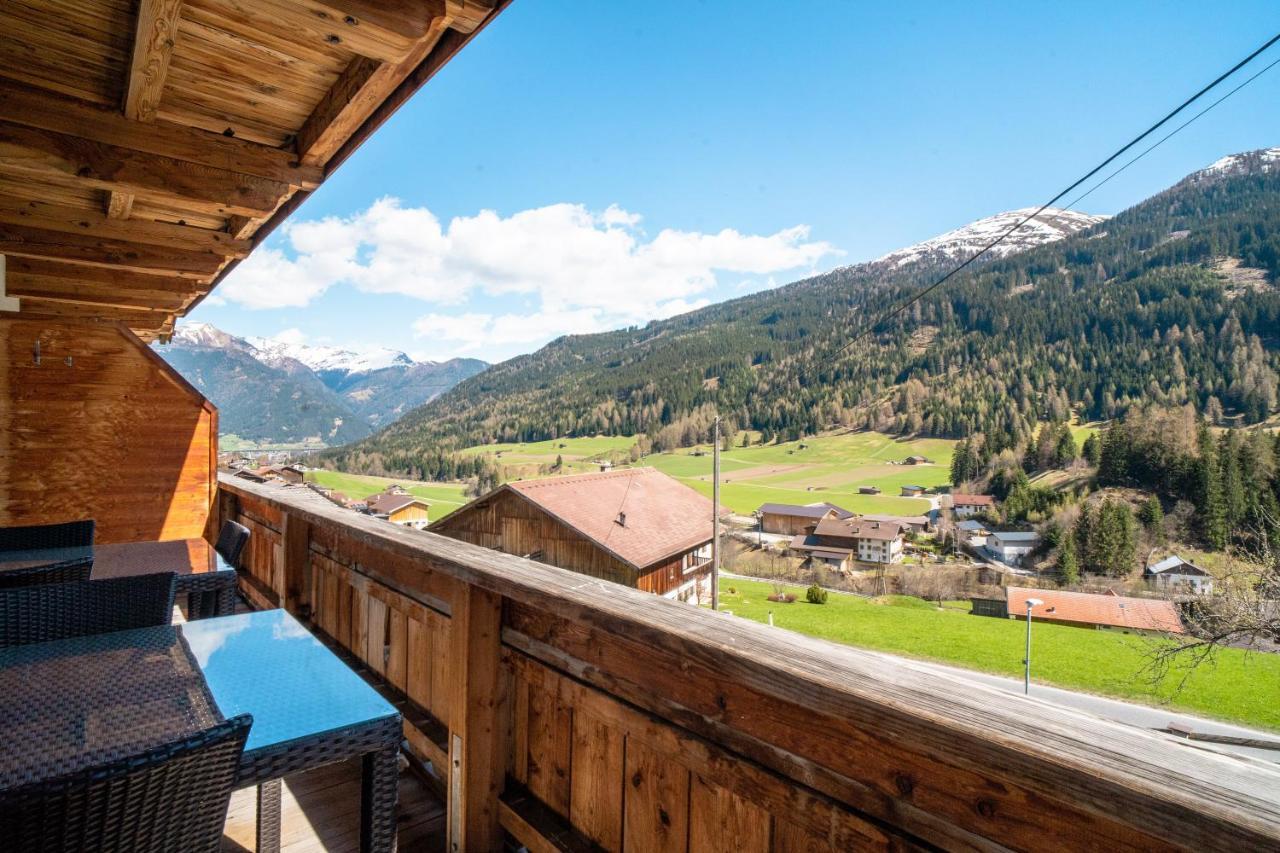 Alpen Gasthof Apartments Hohe Burg Trins Exterior photo