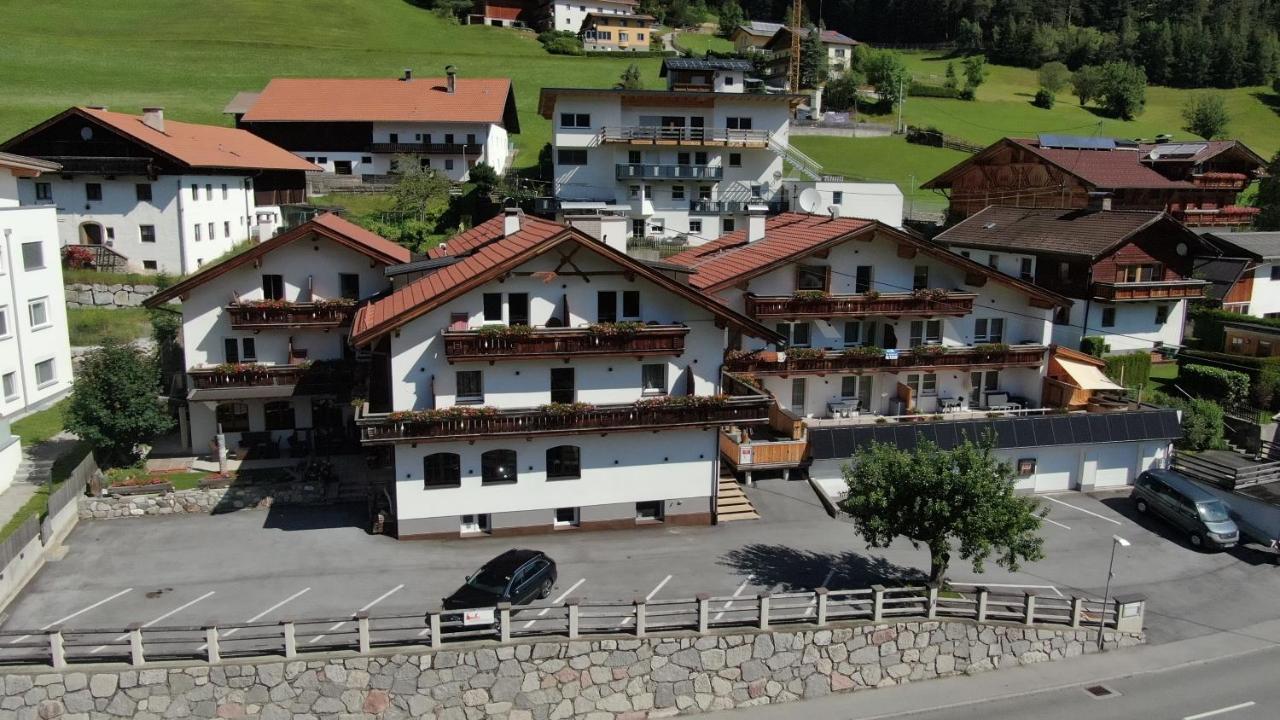 Alpen Gasthof Apartments Hohe Burg Trins Exterior photo